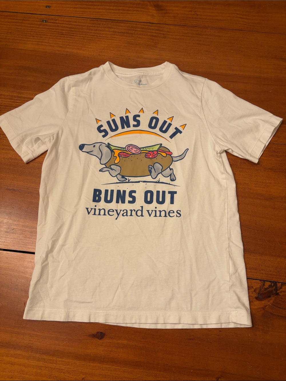 Vineyard Vines Cream 'Suns Out Buns Out' Dachshund Graphic Tee